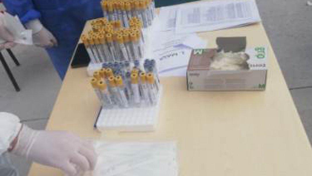 Müdürlüğümüze Bağlı Eğitim Kurumlarında Görevli Personellere PCR Testleri Yapıldı