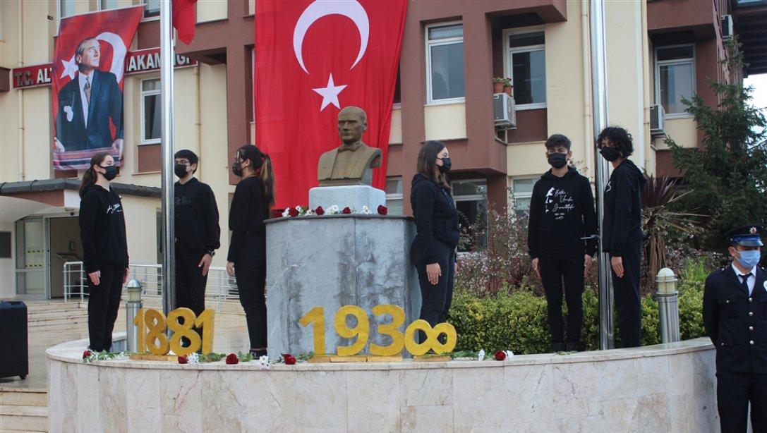 10 Kasım Atatürk'ü Anma Çelenk Sunma Programı