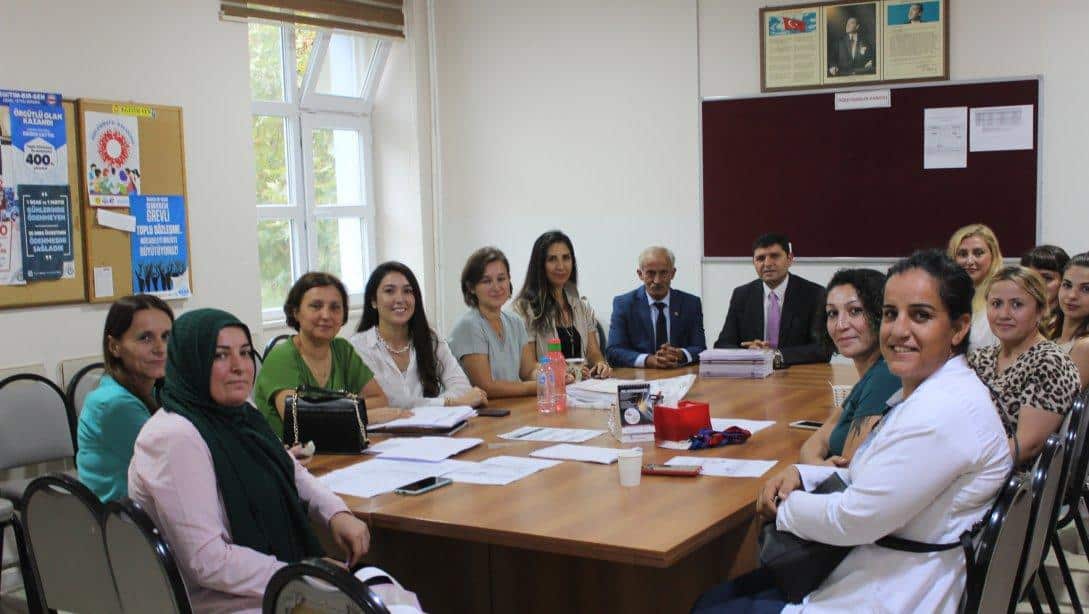 İlçe Milli Eğitim Müdürümüz Sayın Zeki SİTAR Vakıfbank İlkokulunu ziyaret etti.