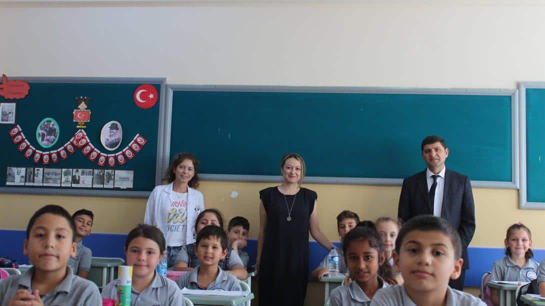 İlçe Milli Eğitim Müdürümüz Sayın Zeki SİTAR Subaşı Ortaokulu ve Hacı Ali Saruhan İlk/Ortaokulunu ziyaret etti.